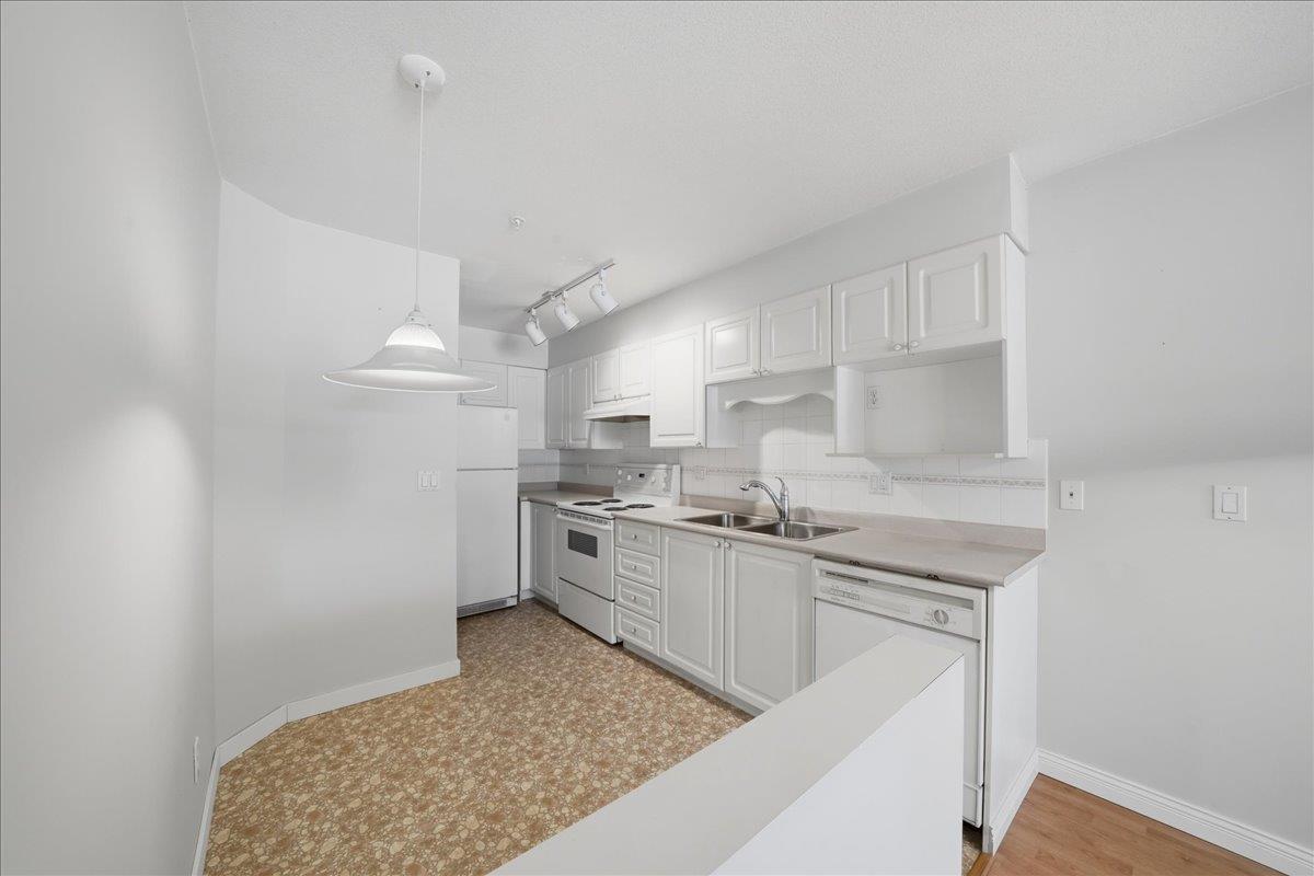 210 2963 NELSON PLACE, Abbotsford