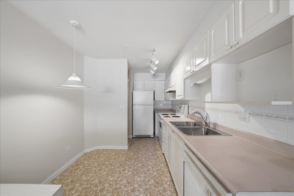 210 2963 NELSON PLACE, Abbotsford