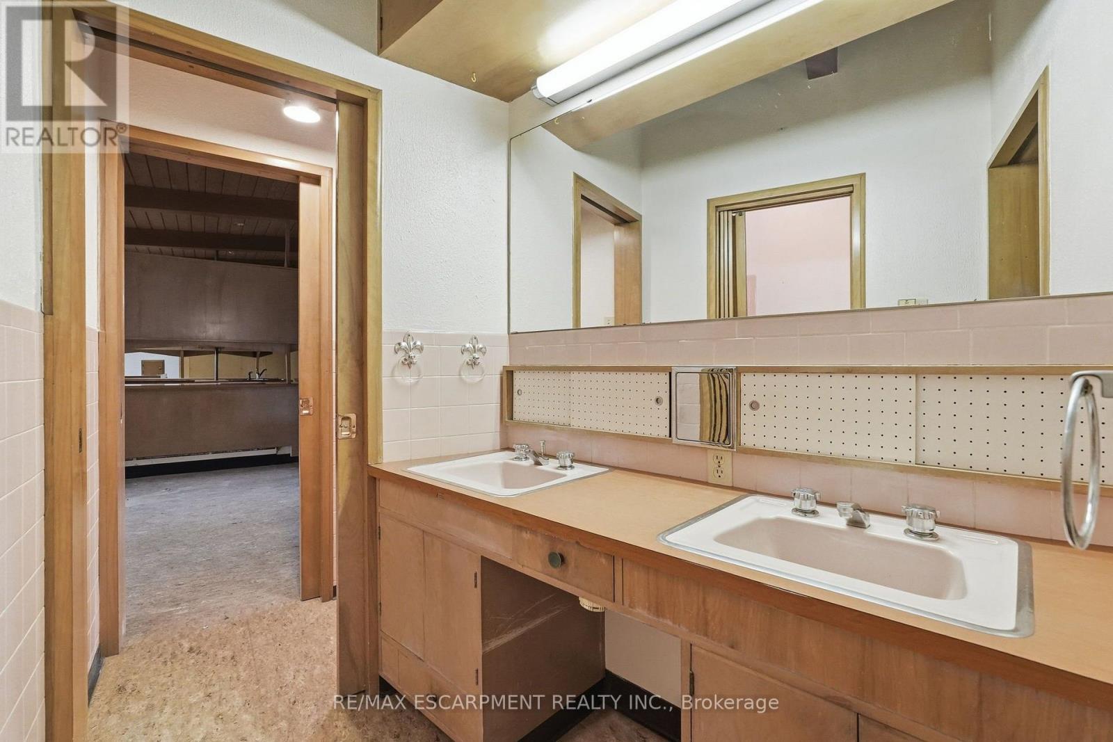 264 MOUNTAIN BROW BOULEVARD - 21