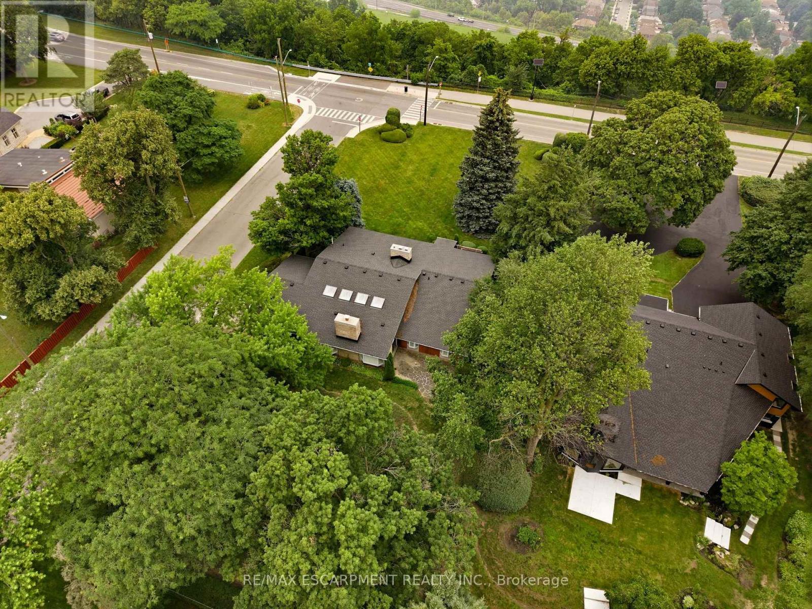 264 MOUNTAIN BROW BOULEVARD - 38