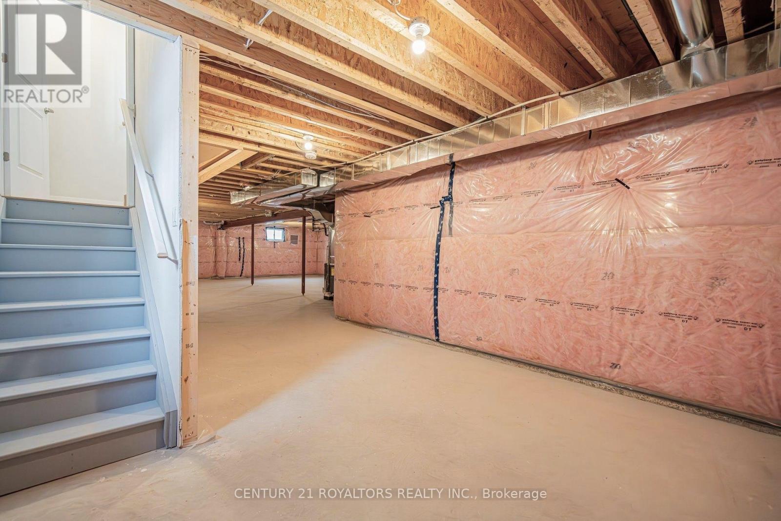 212 HARWOOD AVENUE - Image 23