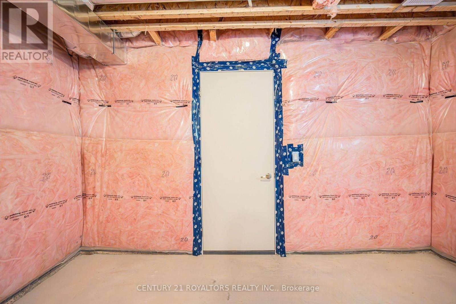 212 HARWOOD AVENUE - Image 24