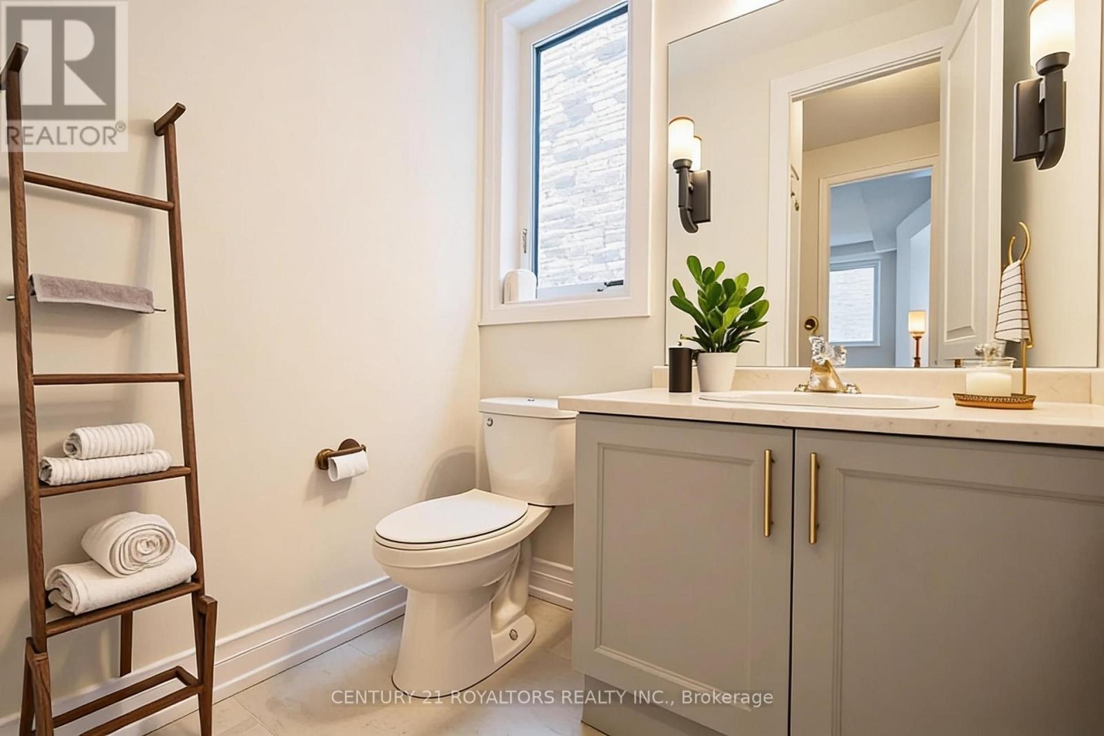 212 HARWOOD AVENUE - Image 7