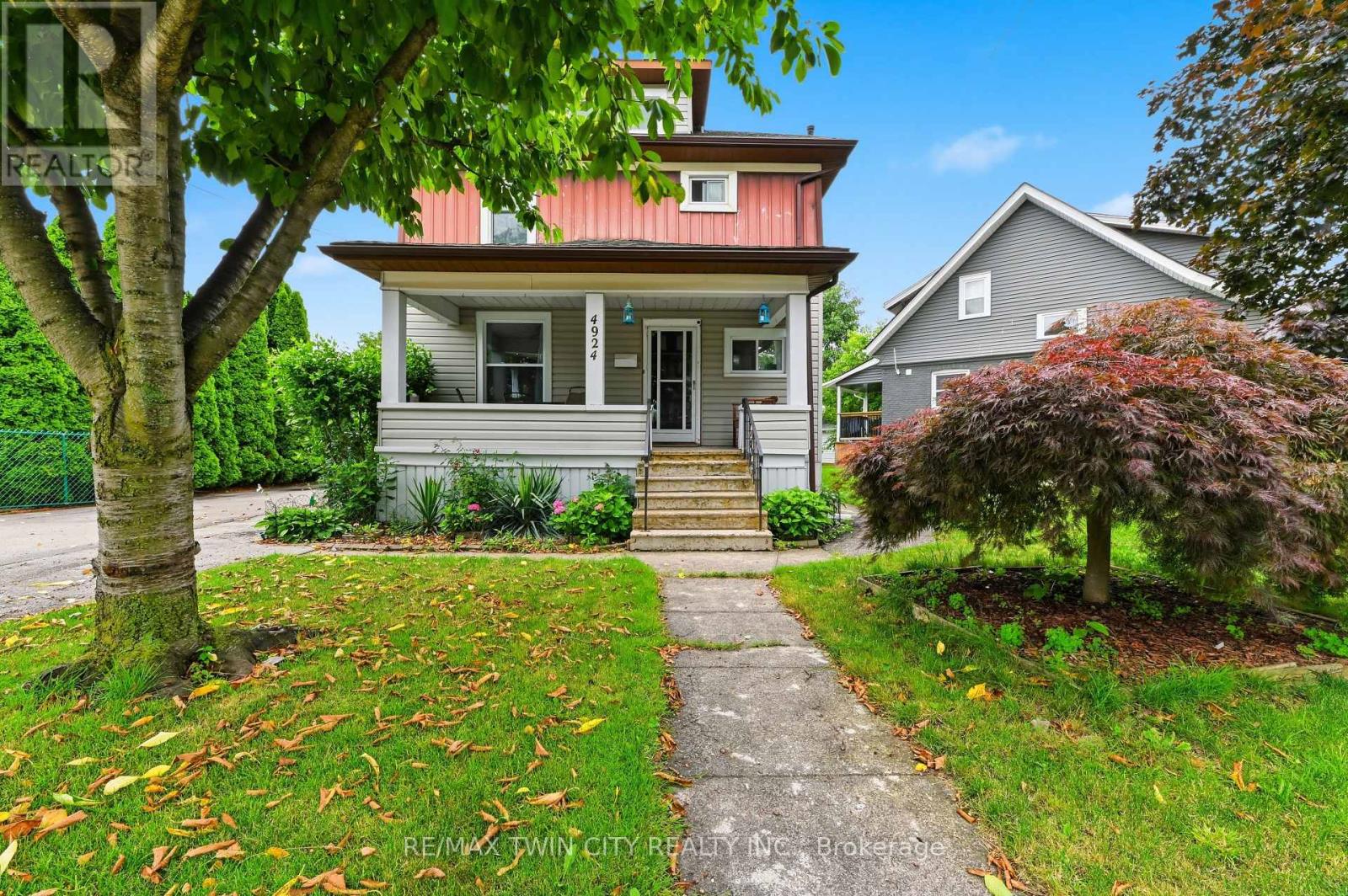 4924 HUNTER STREET - 1