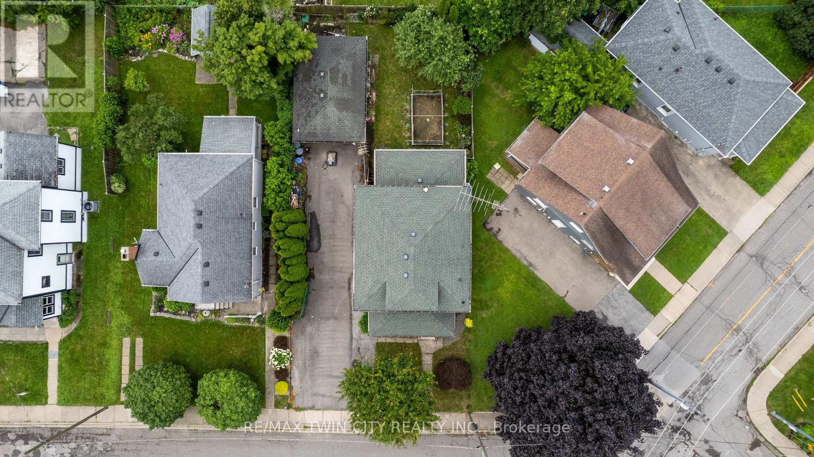 4924 HUNTER STREET - 25