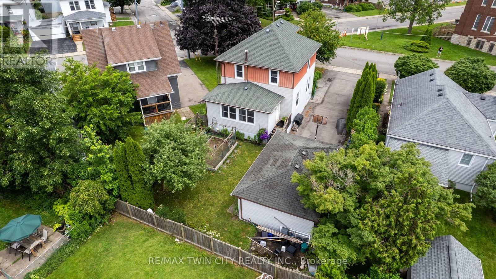 4924 HUNTER STREET - 27