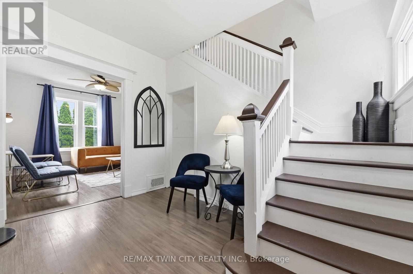 4924 HUNTER STREET - 3