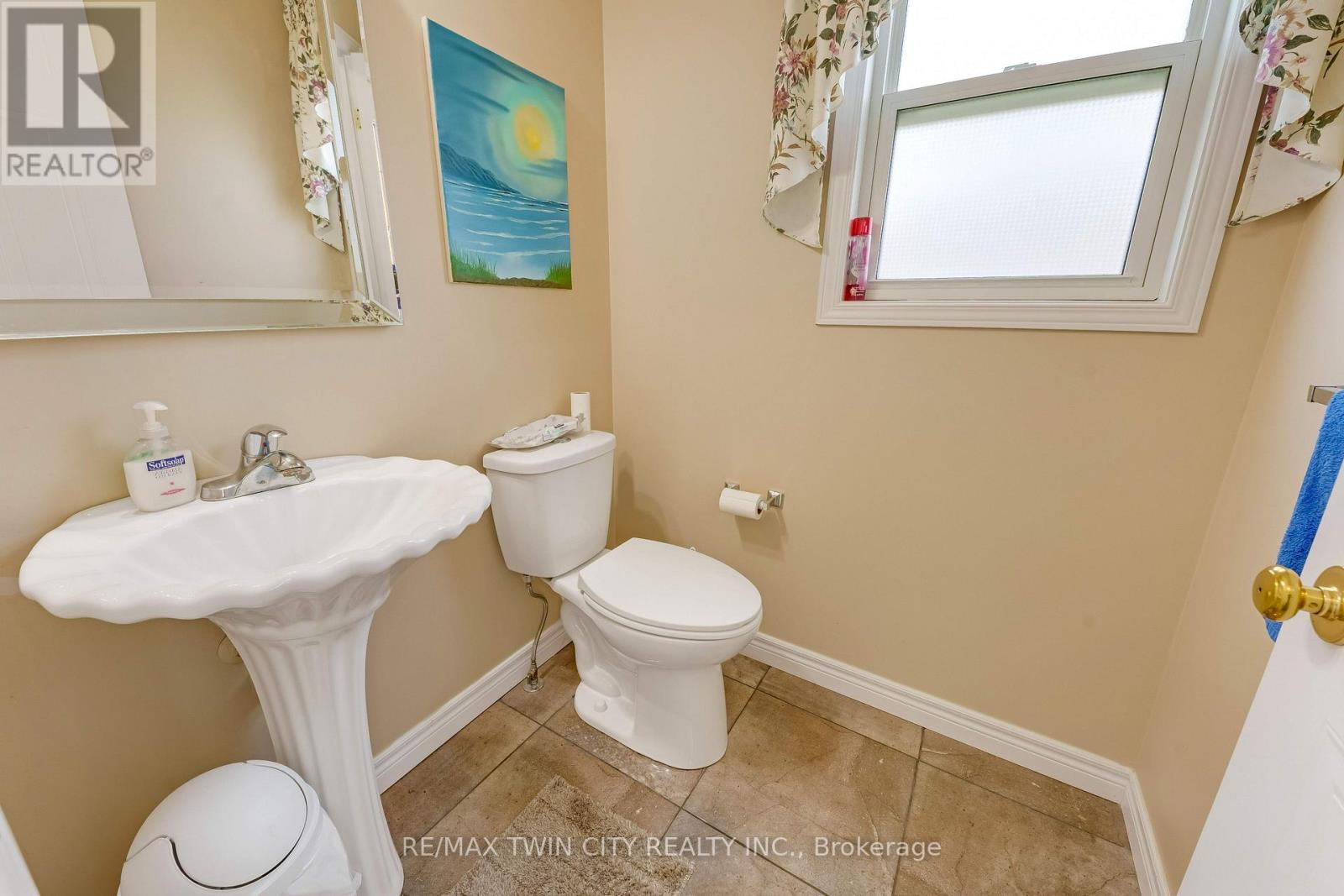 42 BRIARMEADOW CRESCENT - 24