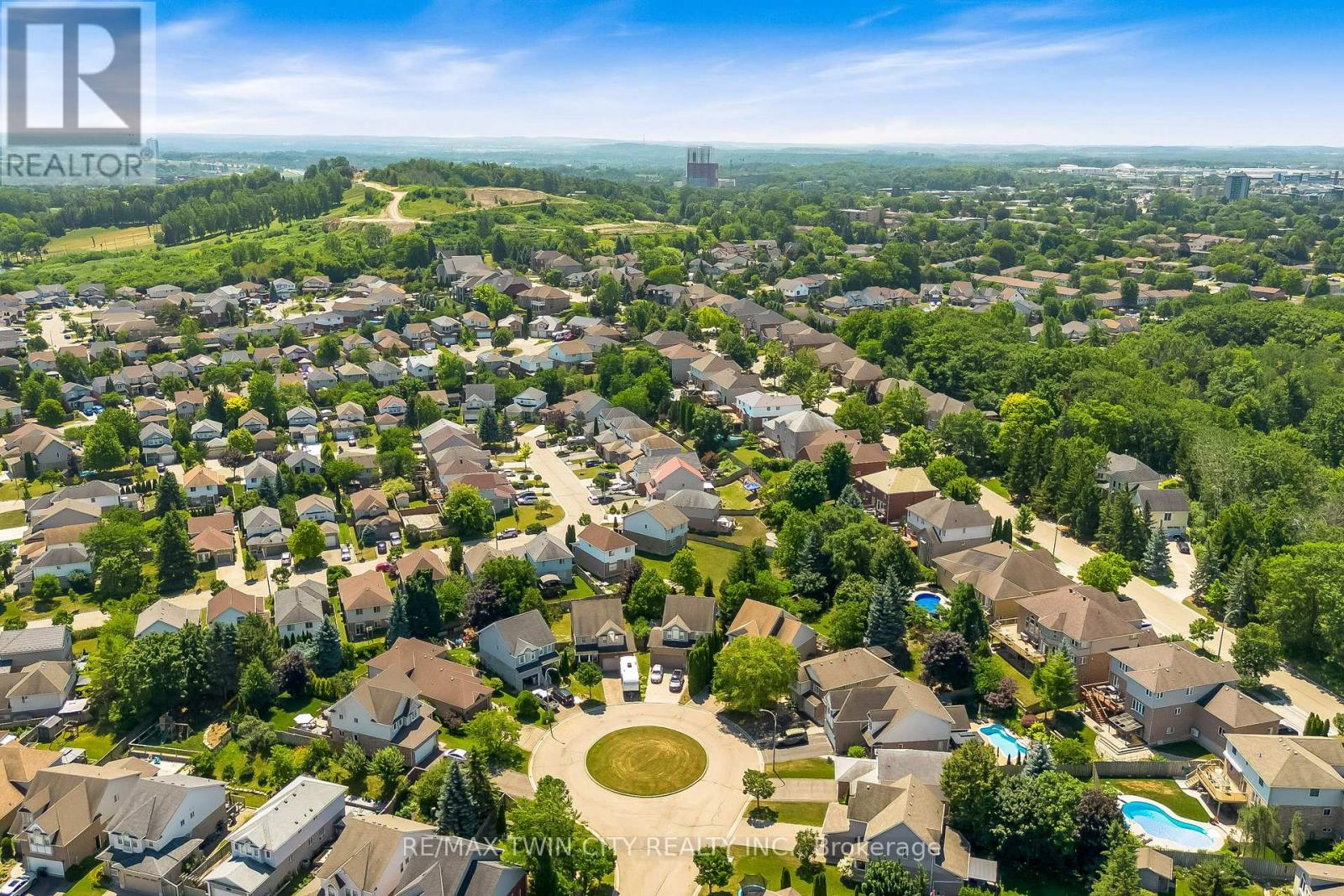 42 BRIARMEADOW CRESCENT - 41