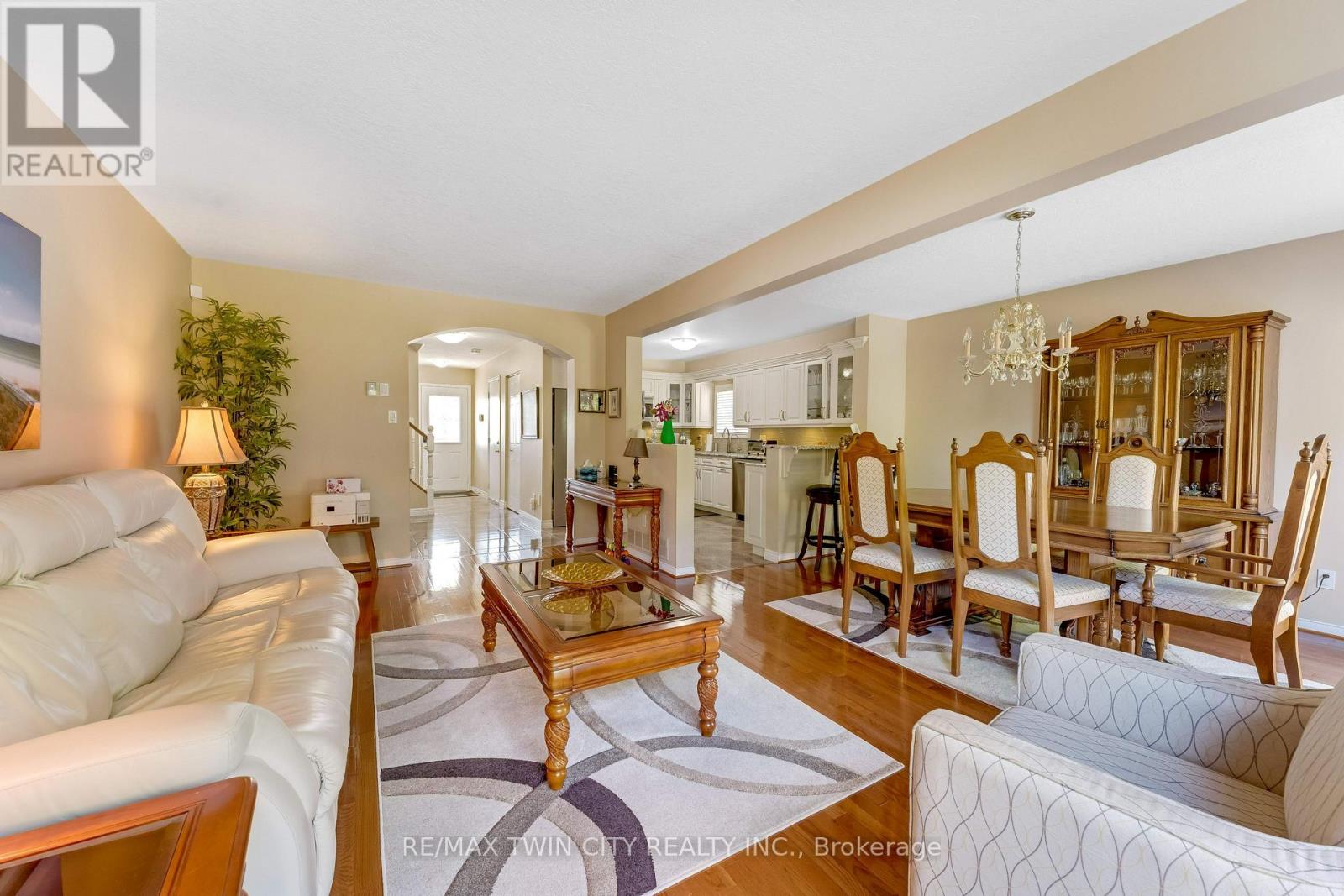 42 BRIARMEADOW CRESCENT - 5