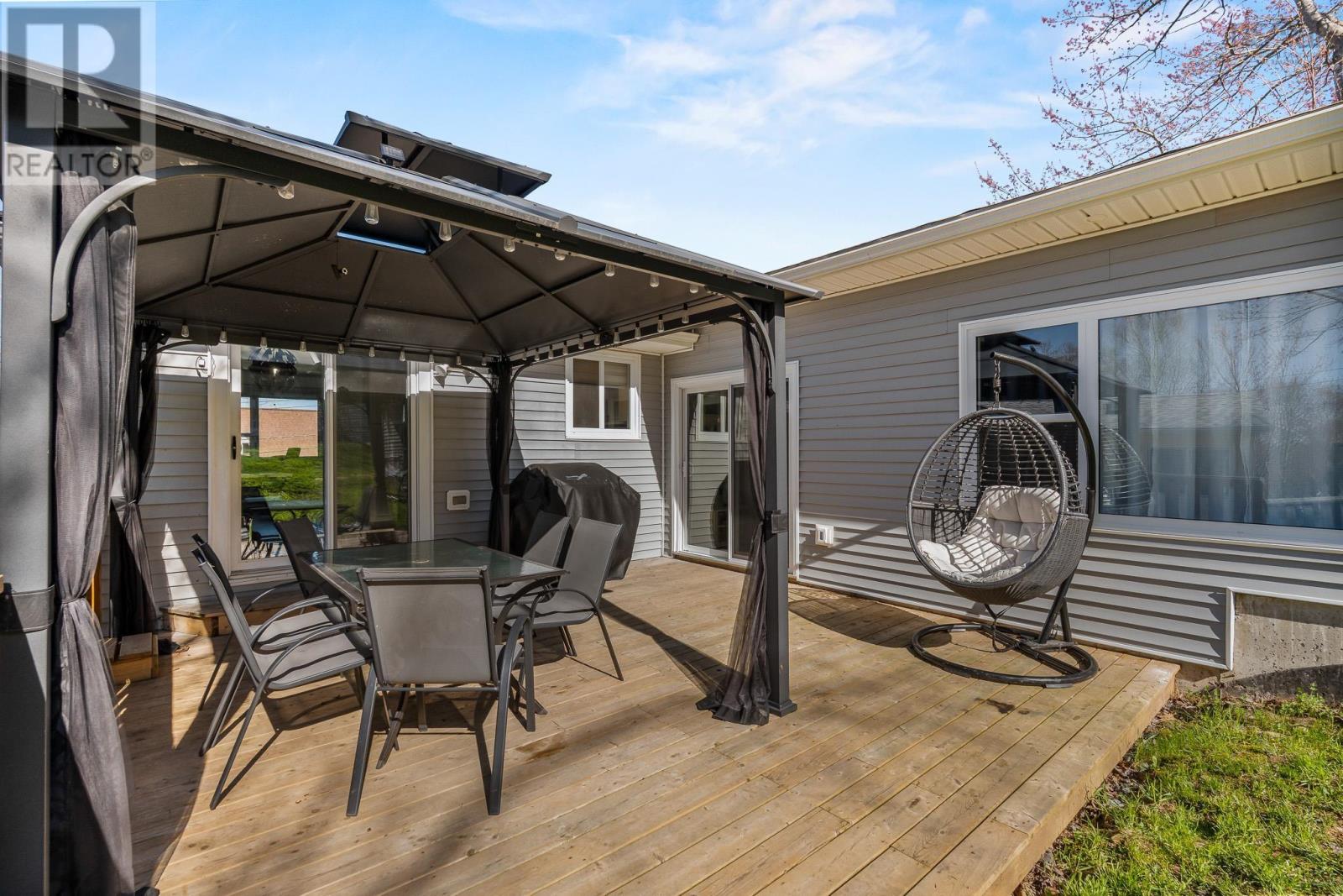12 Wamphray Crescent - 12