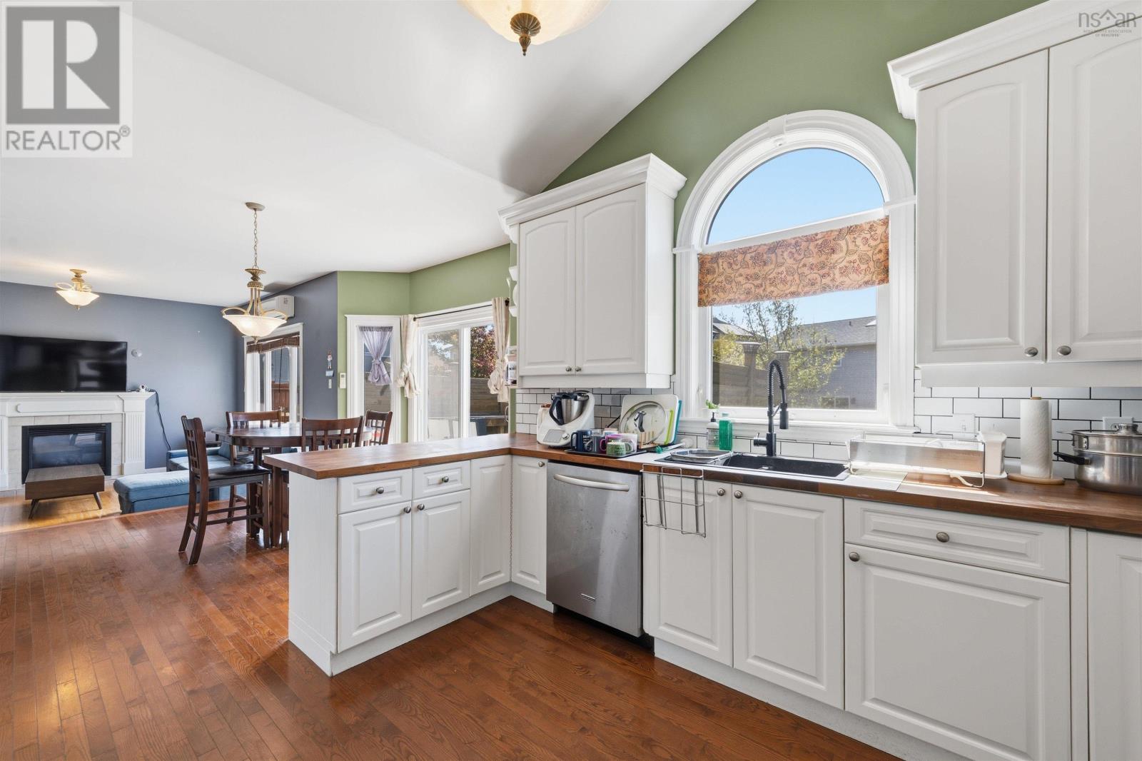 65 Stone Gate Drive - 16