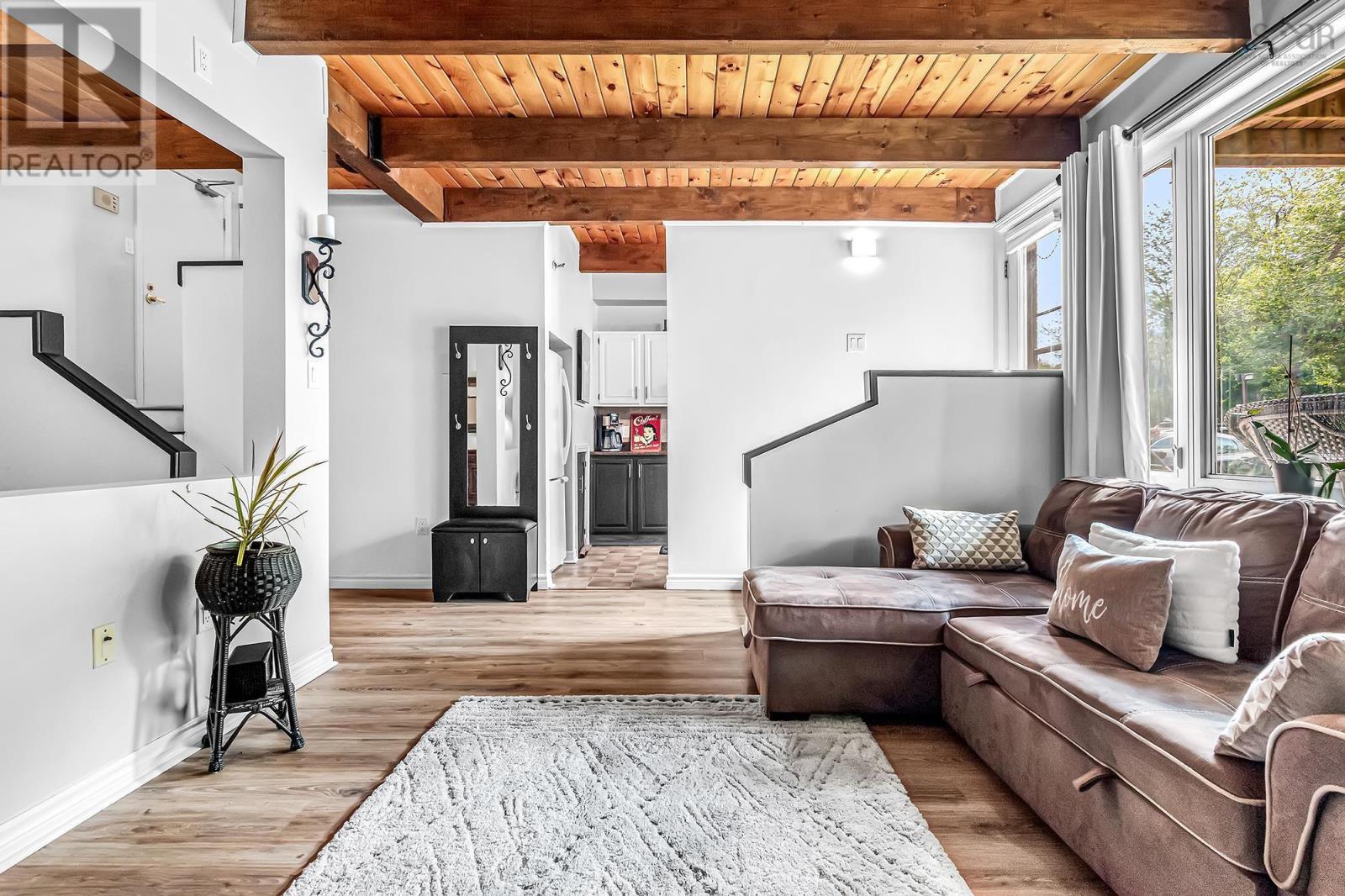 #105 203 Ross Street - 4