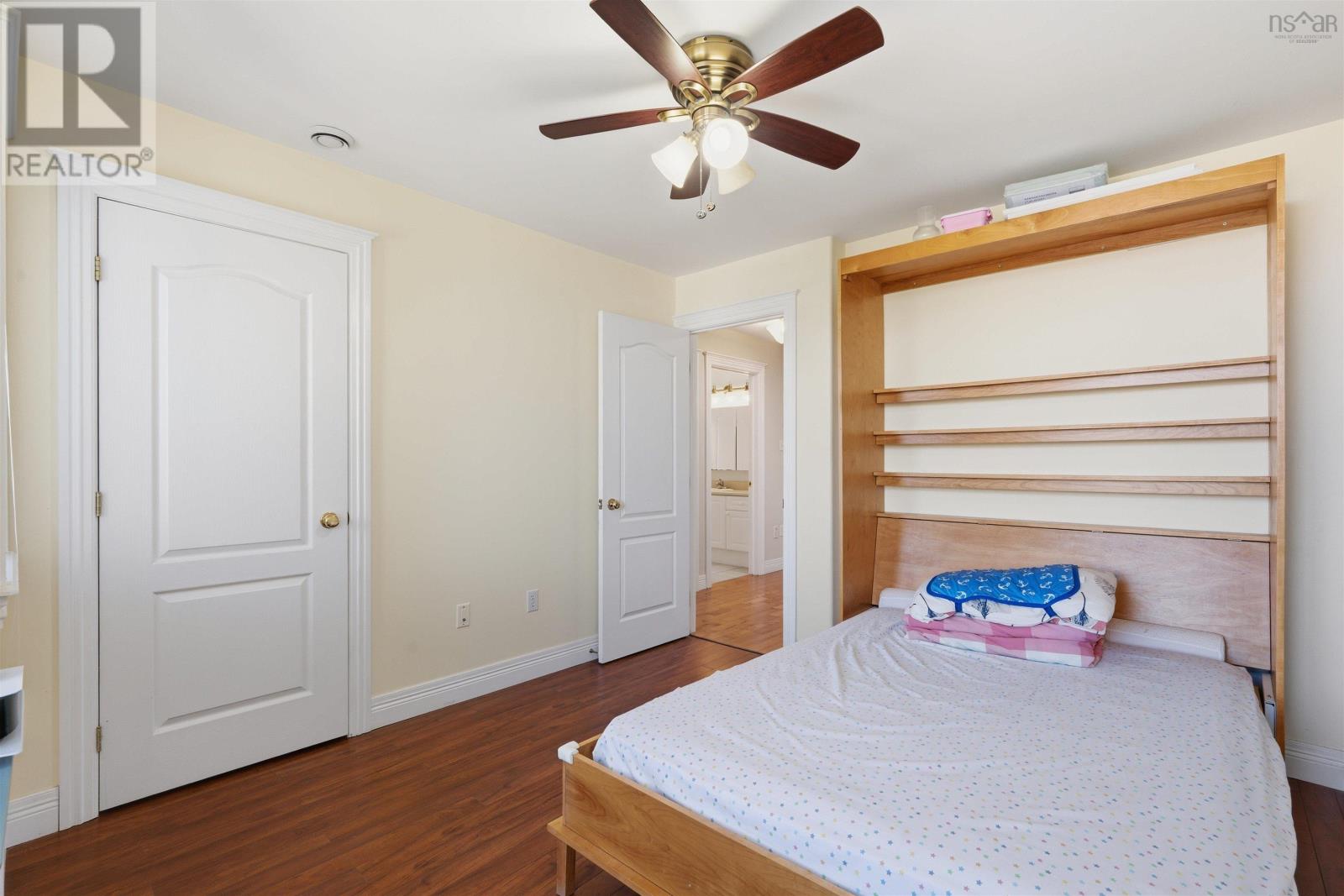 65 Stone Gate Drive - 26