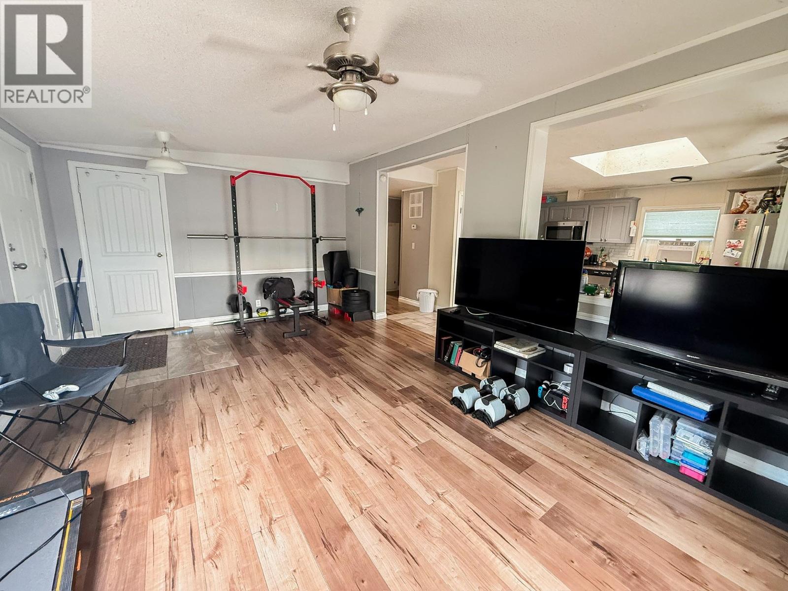 9805 E 98 AVENUE - 3