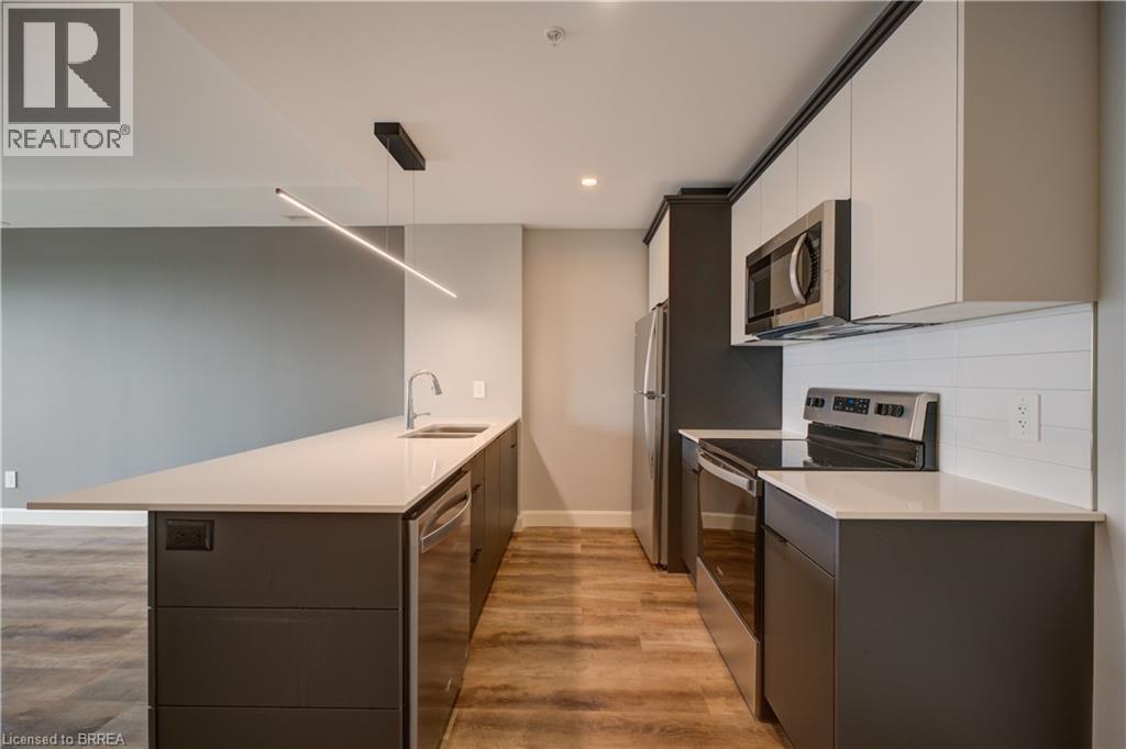 #506 34 NORMAN Street - 37