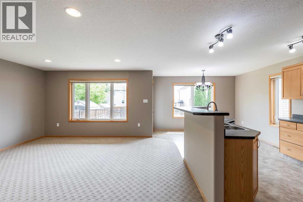 55 Vista Close SE - Image 7