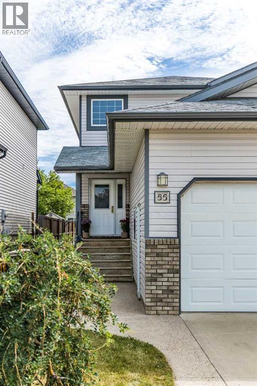 55 Vista Close SE - Image 4