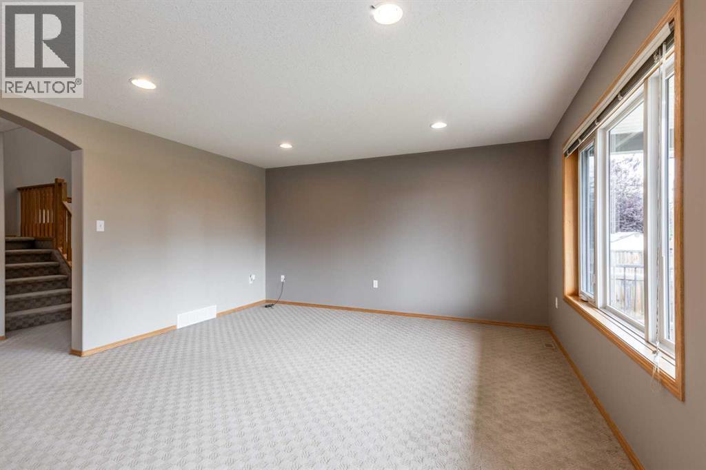 55 Vista Close SE - Image 14
