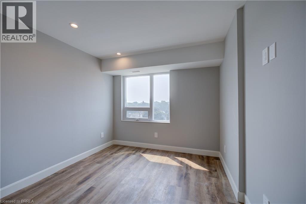 #506 34 NORMAN Street - 41