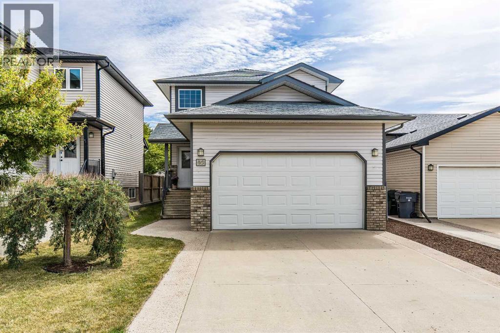 55 Vista Close SE - 2