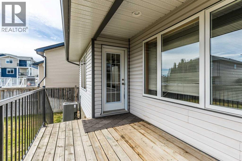 55 Vista Close SE - 33