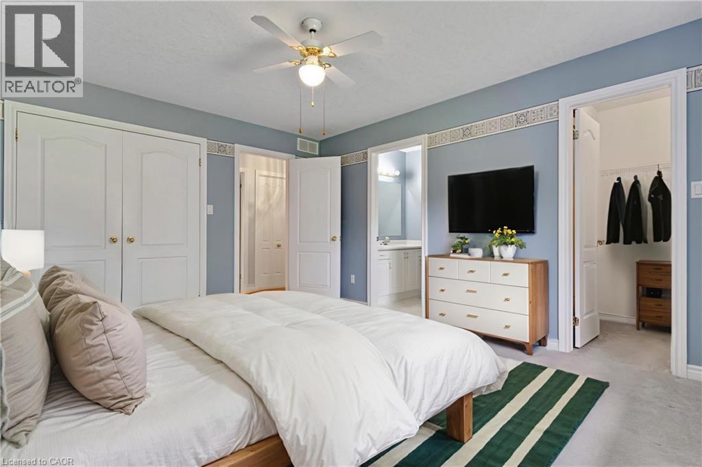 #37 10 ISHERWOOD Avenue - 17