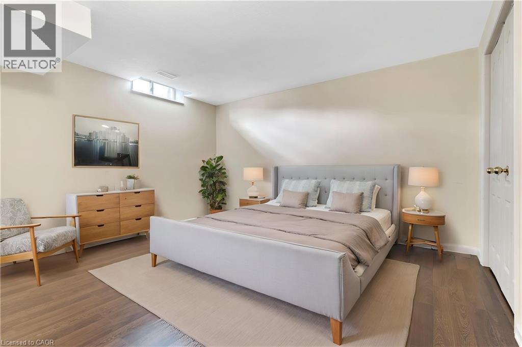 #37 10 ISHERWOOD Avenue - Image 25