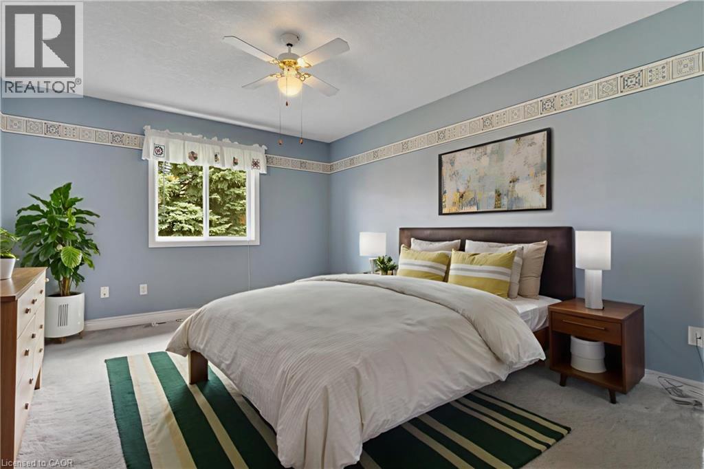 #37 10 ISHERWOOD Avenue - 16