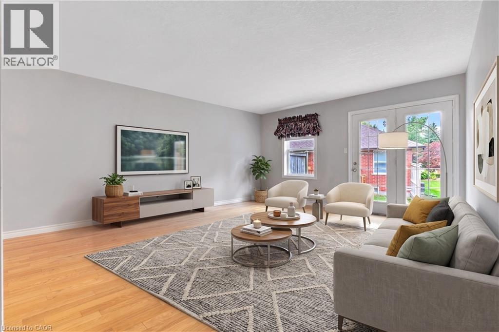 #37 10 ISHERWOOD Avenue - 13