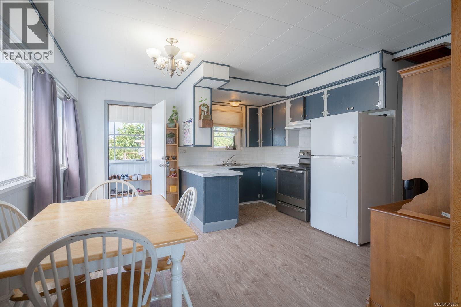 4852 Ian Ave - 10