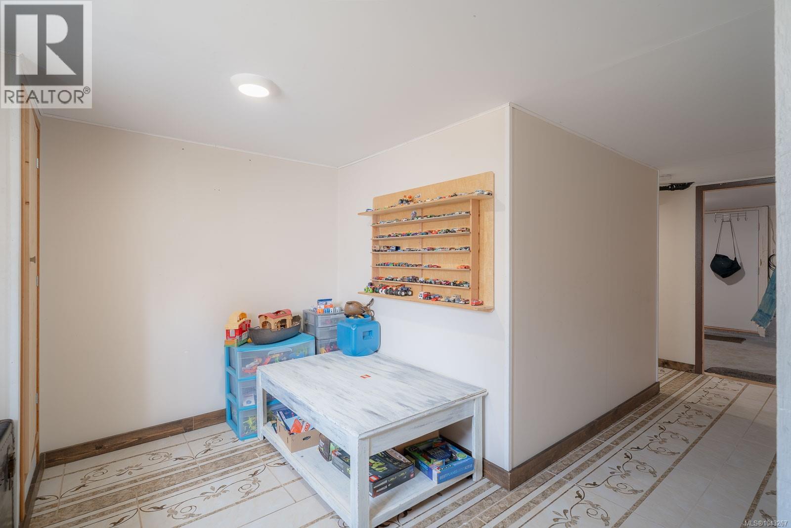 4852 Ian Ave - 25