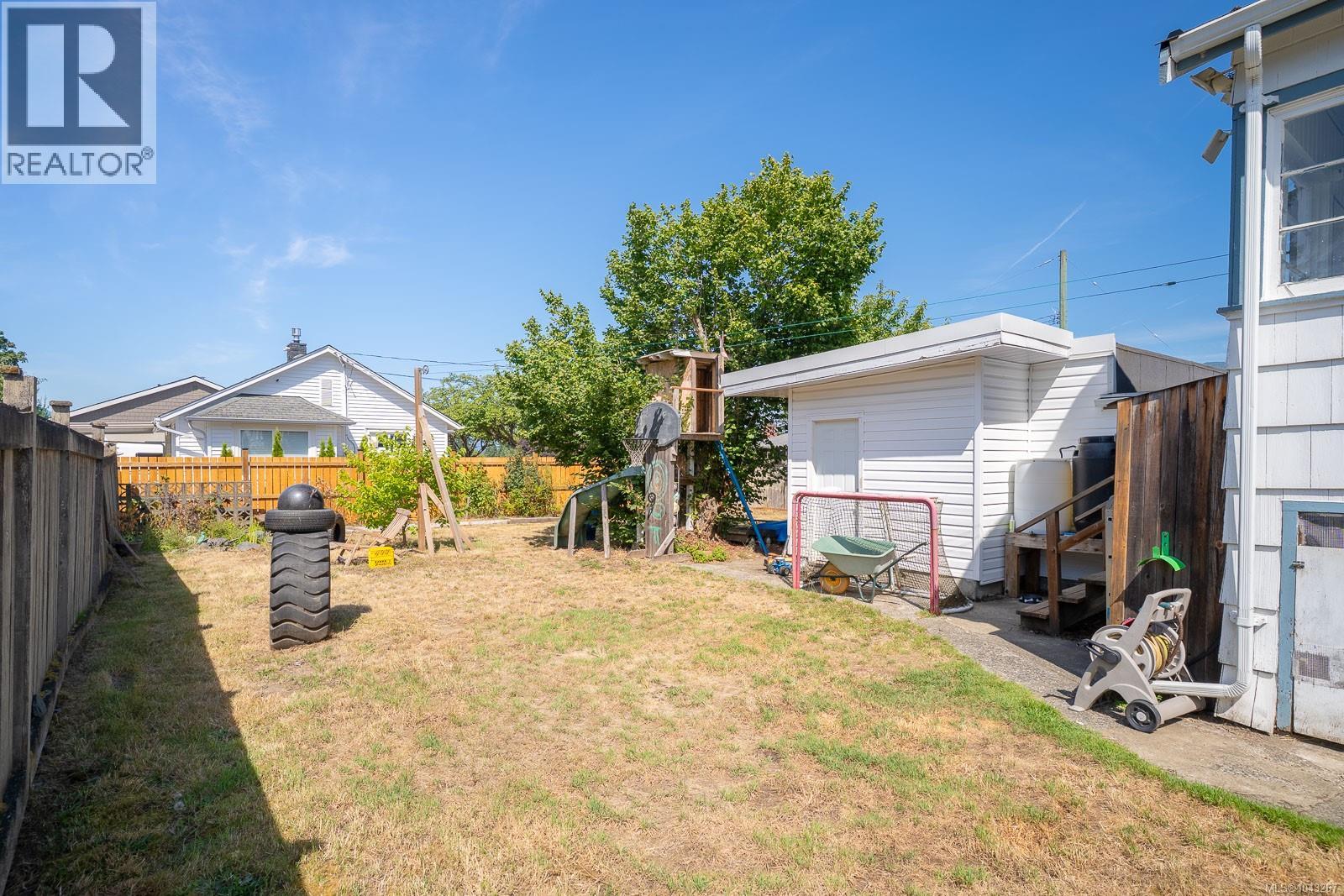 4852 Ian Ave - 37