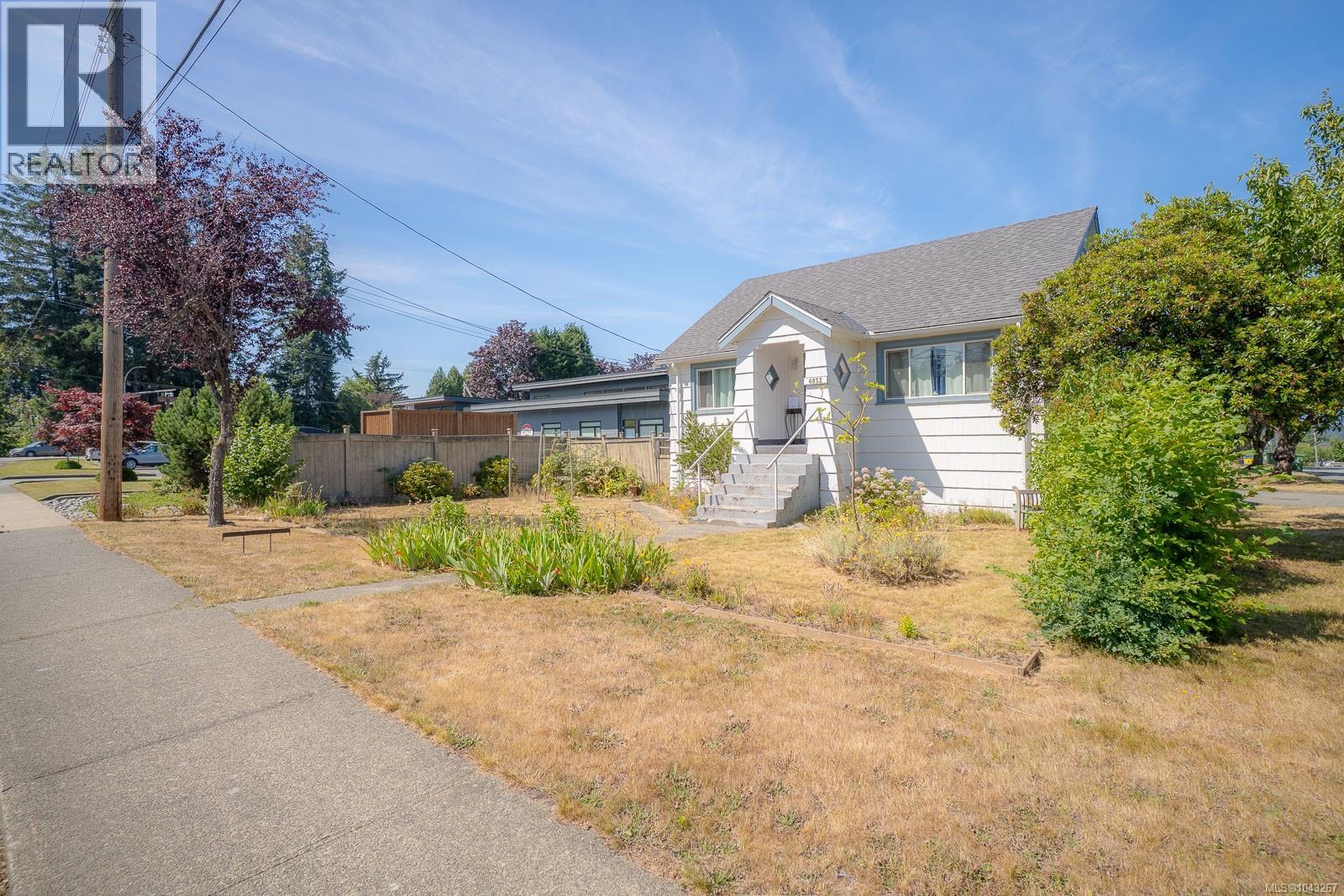 4852 Ian Ave - 33