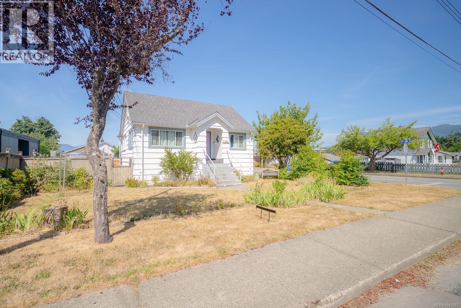 4852 Ian Ave - 32