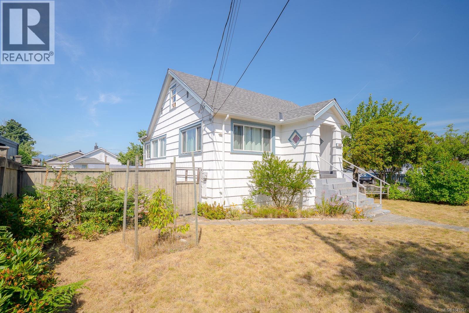 4852 Ian Ave - 34