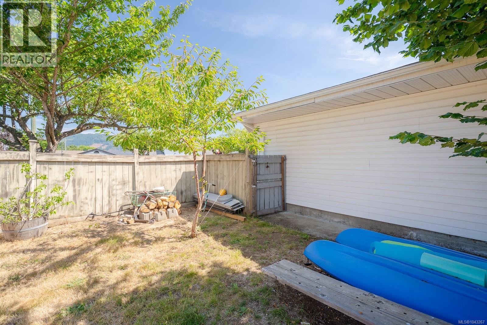 4852 Ian Ave - 44