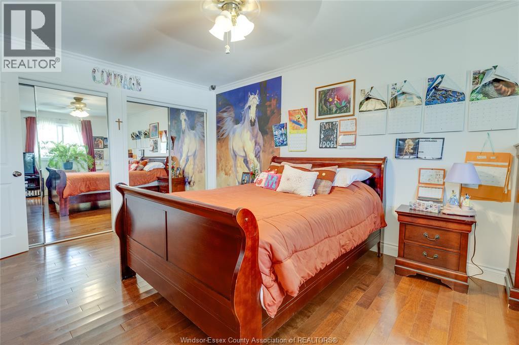 503 REGENT - 23