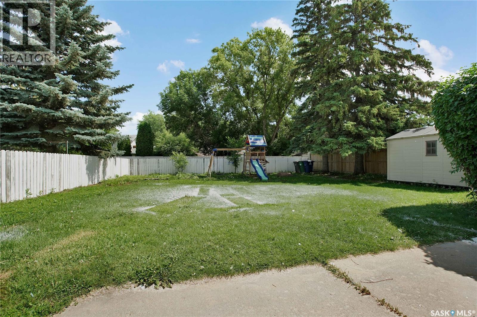2945 Preston AVENUE S - 28