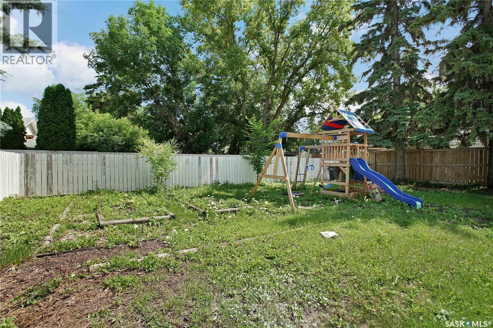 2945 Preston AVENUE S - 30