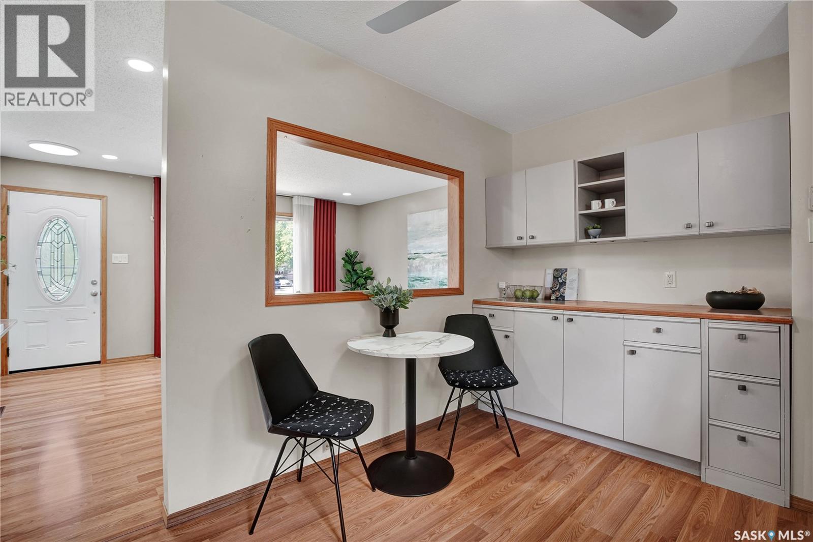 2945 Preston AVENUE S - 7