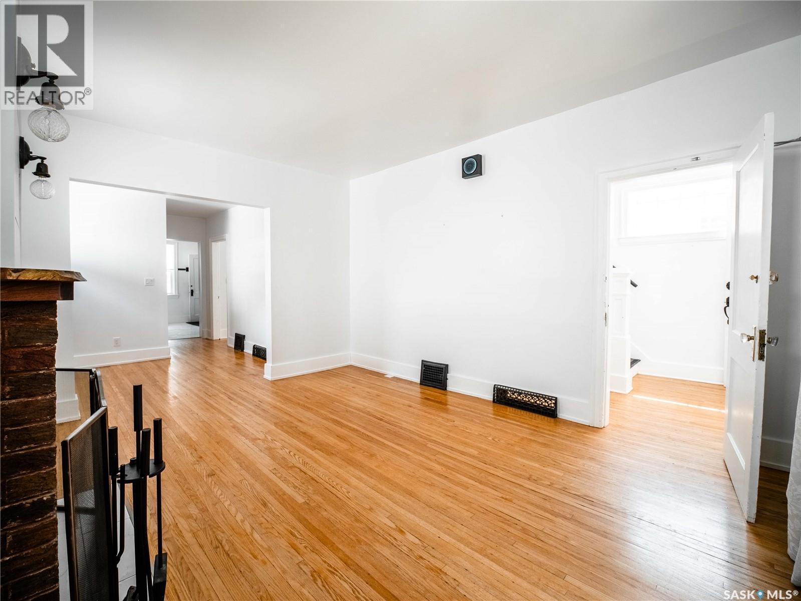 916 6th AVENUE N - 7