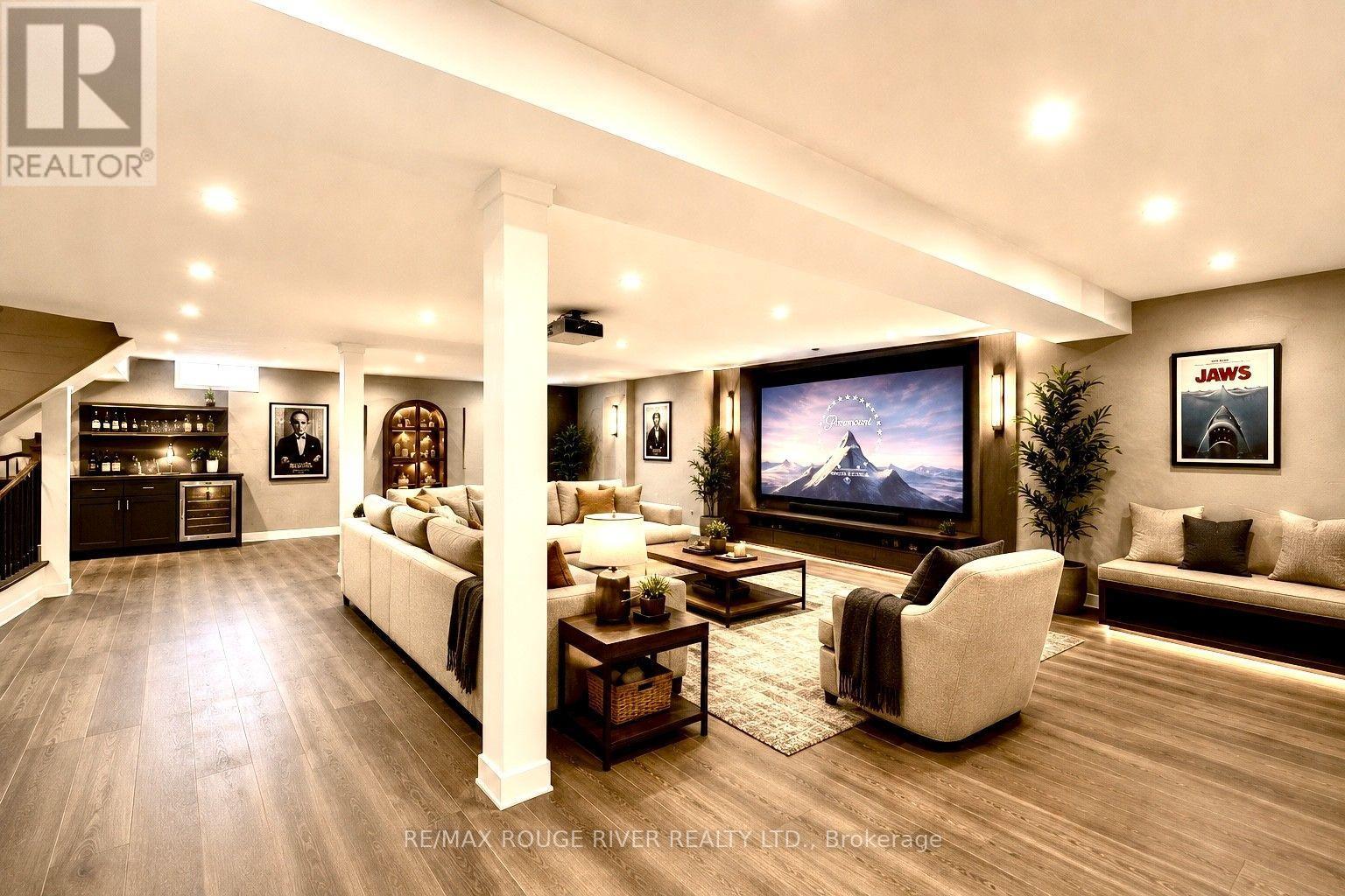 4 ATRIUM LANE - Image 39