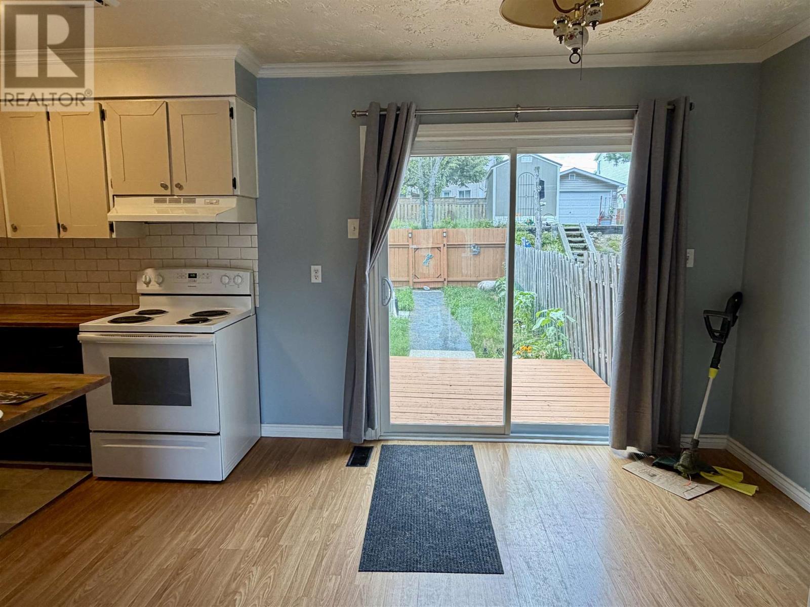 31 Forest PL - 18