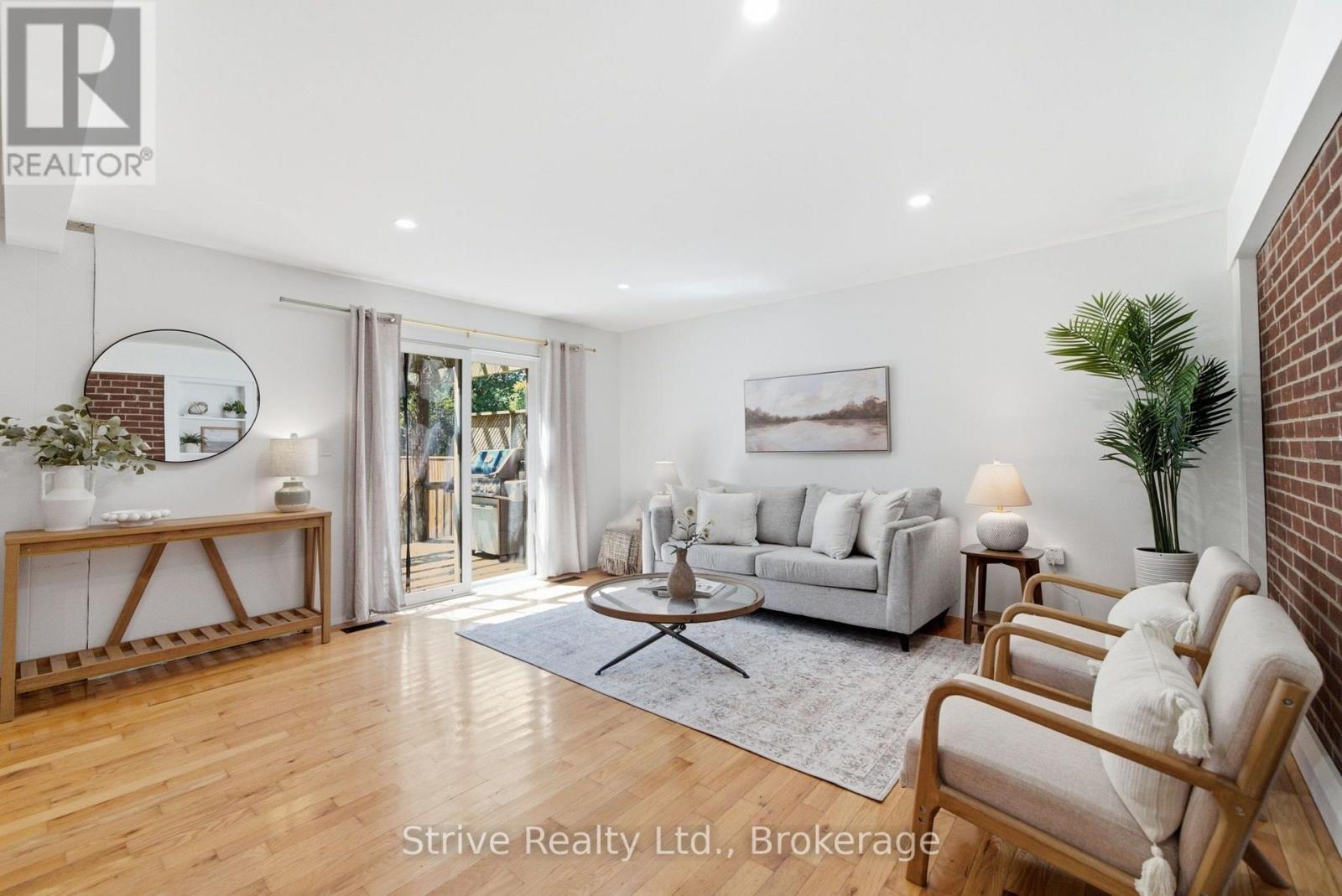 369 WALTON STREET - 13
