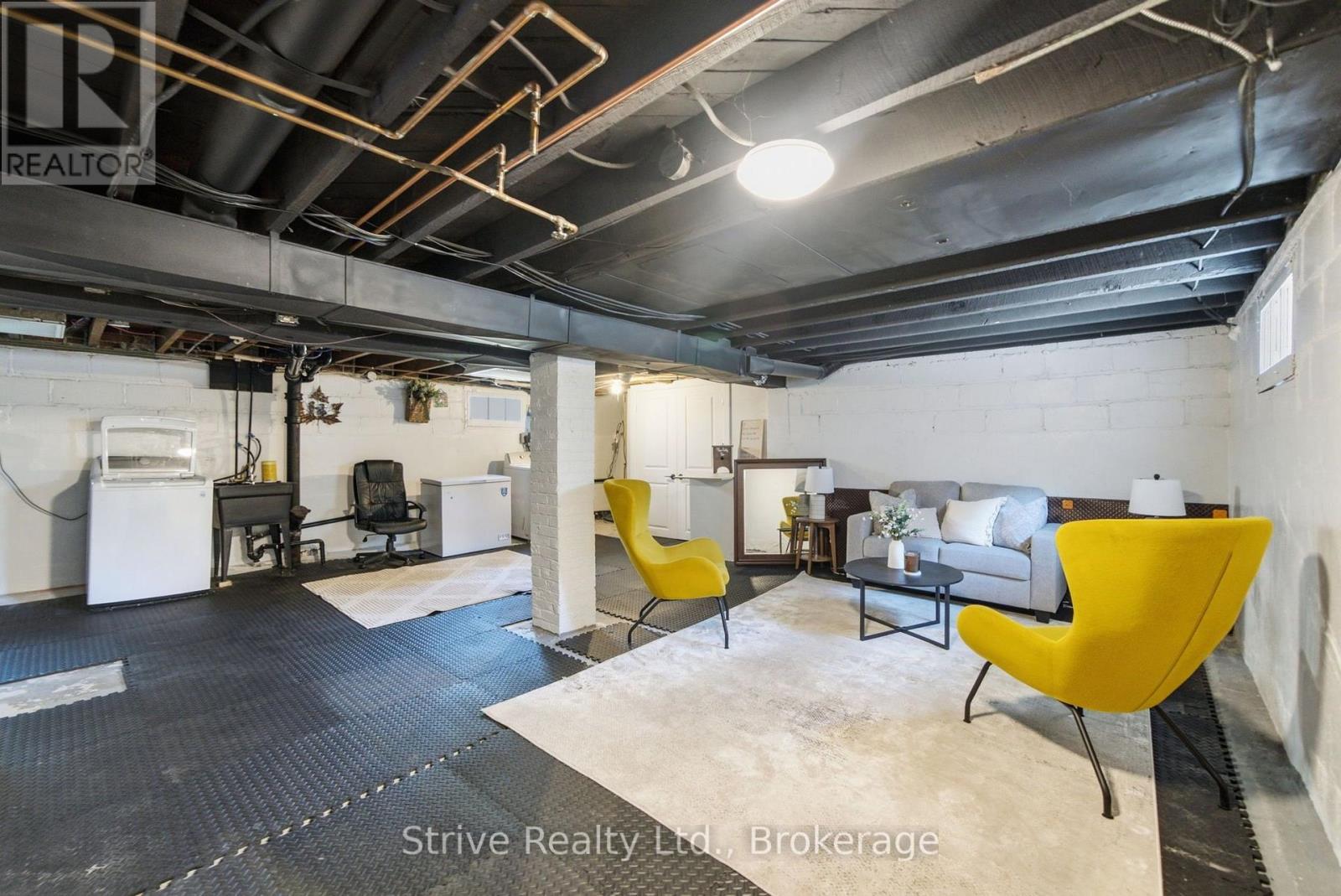 369 WALTON STREET - 26
