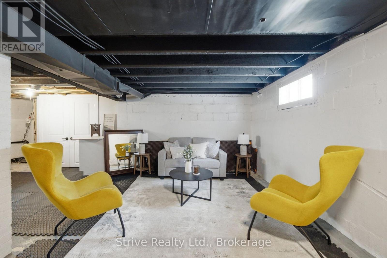 369 WALTON STREET - 25