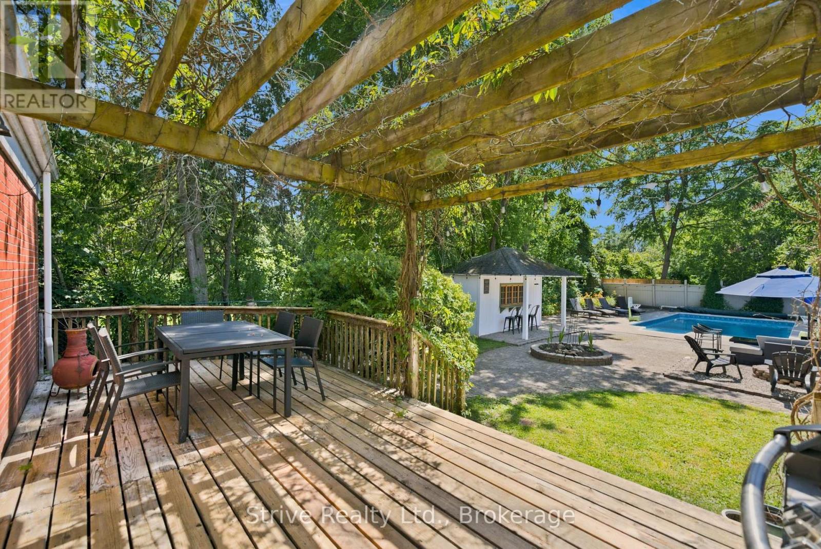 369 WALTON STREET - 29