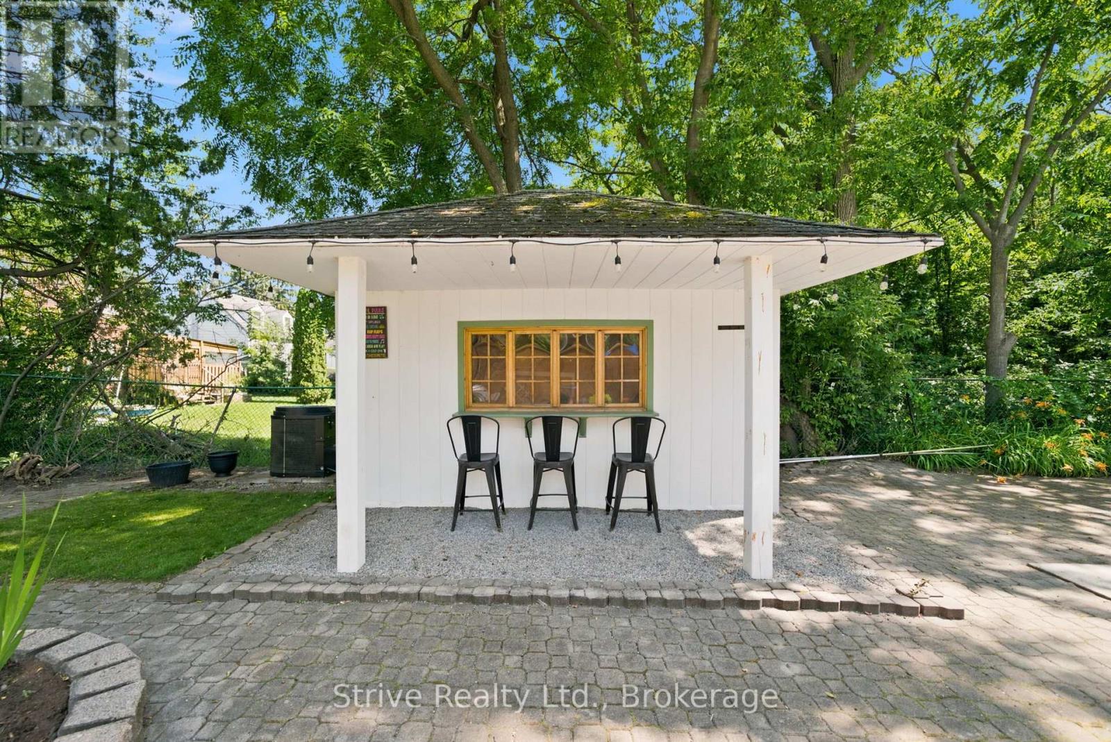 369 WALTON STREET - 32