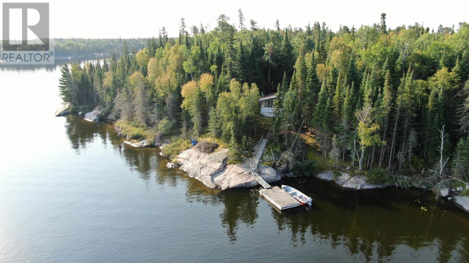 S882 Winnipeg River - 2